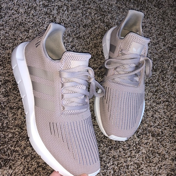 women's adidas swift run vapour grey